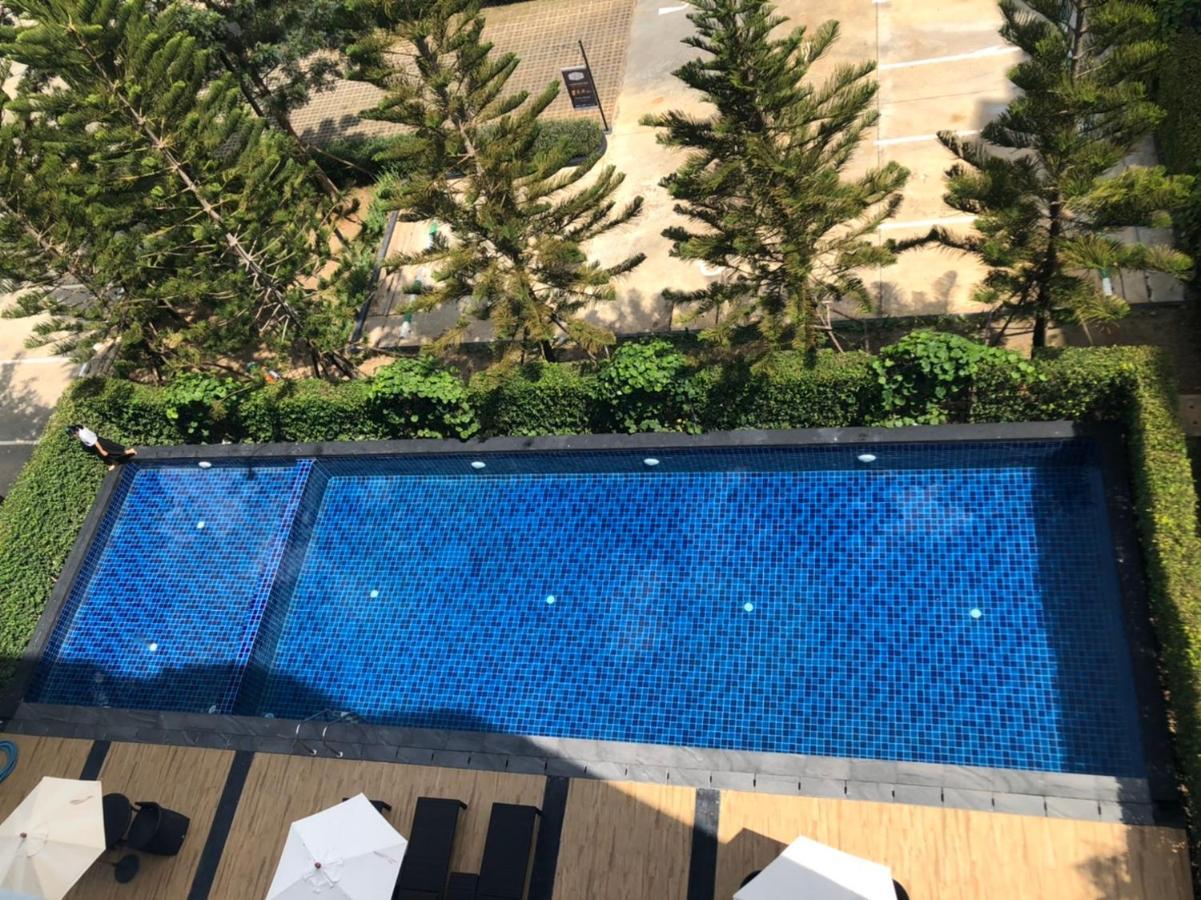 Отель Courtyard Khaoyai Накхонратчасима Экстерьер фото
